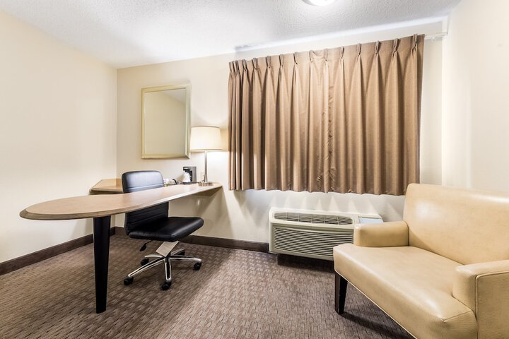Room 15 of 23