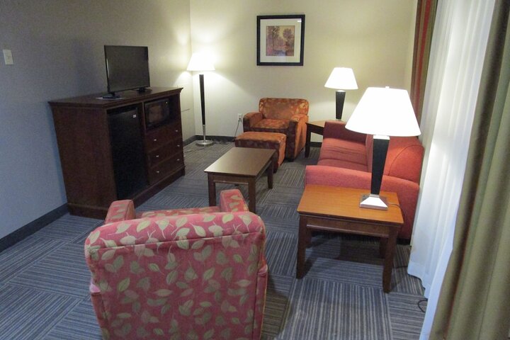 Room 17 of 76