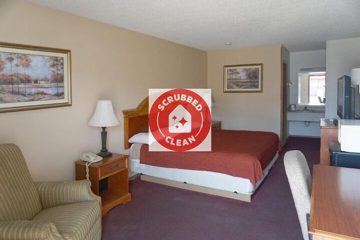 Room 15 of 24