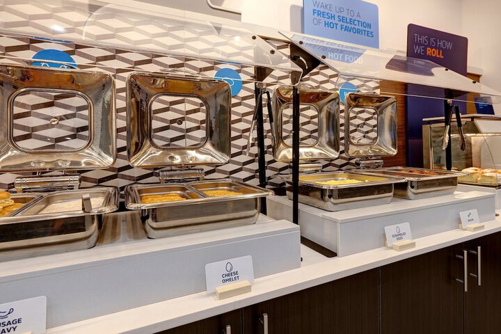 Breakfast/Coffee Service 74 of 81