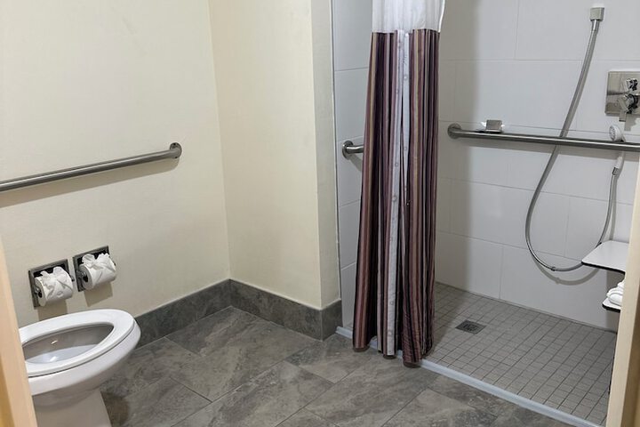 La Quinta Inn & Suites by Wyndham Sawgrass