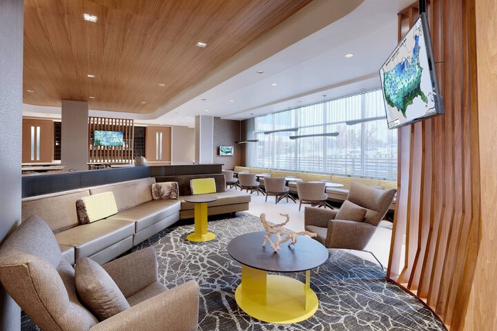 Hotel Interior 10 of 32