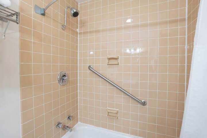 Fireside Inn & Suites Waterville