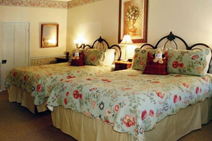 Gunn House Hotel