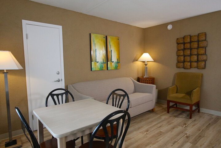 Room 19 of 43