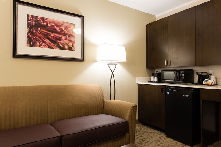Room 35 of 59