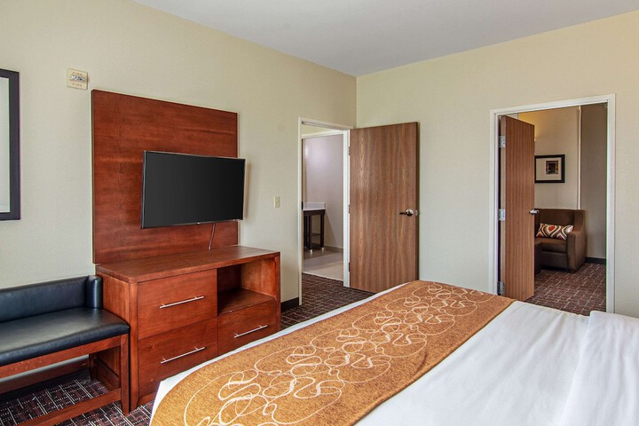 Room 26 of 54