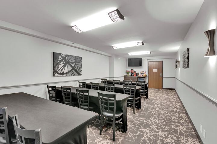 Best Western Plus The Charles Hotel