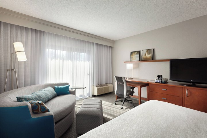 Courtyard by Marriott Fort Myers Cape Coral