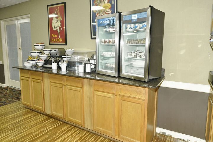 Breakfast/Coffee Service 84 of 85