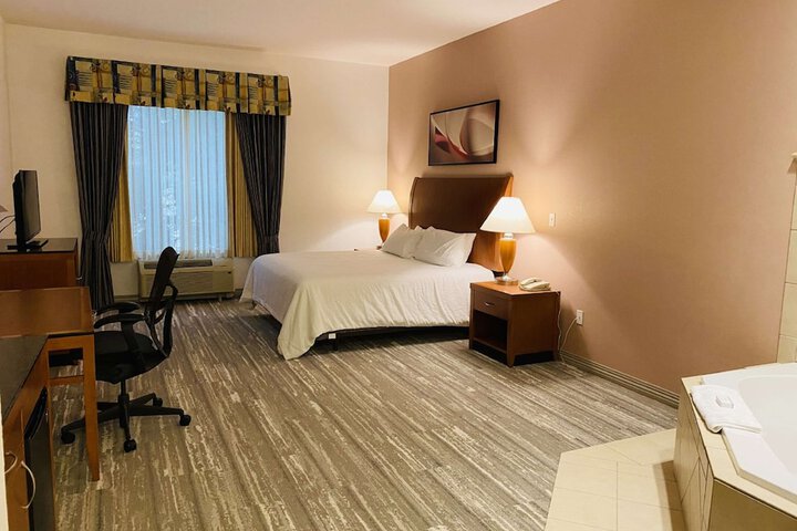 Room 28 of 47