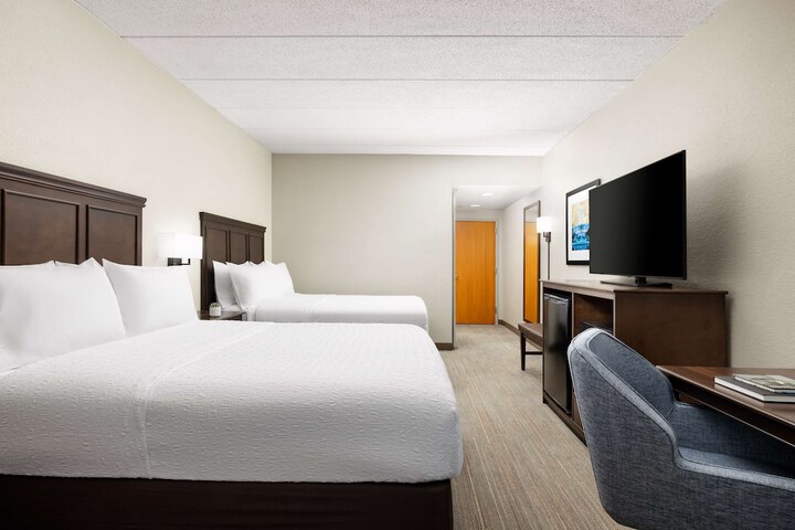 Room 14 of 26