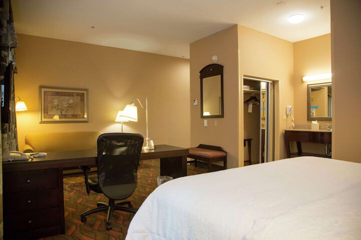 Room 44 of 64