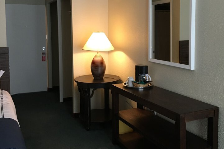 Room 25 of 30