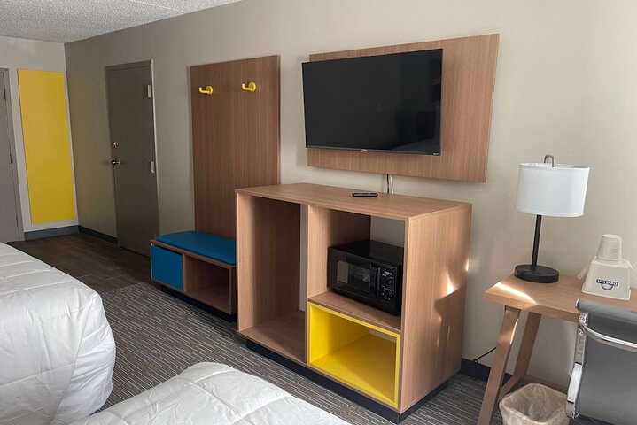 Room 15 of 56