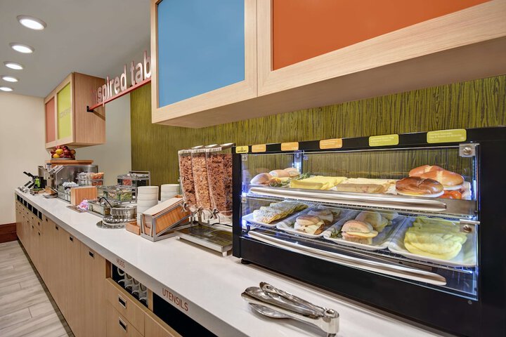 Breakfast/Coffee Service 45 of 58