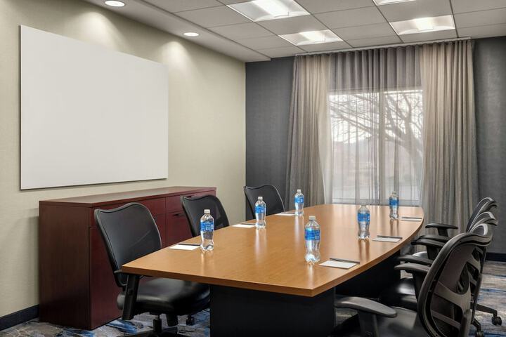 Fairfield Inn & Suites Marietta
