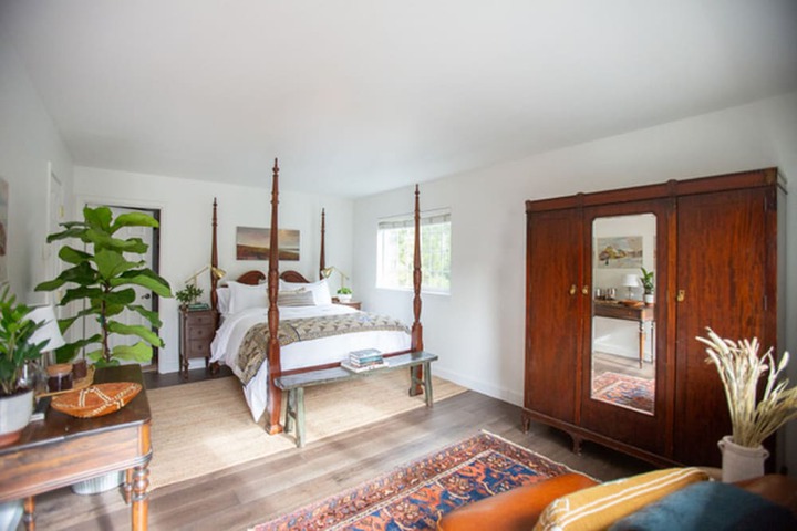Room 15 of 50