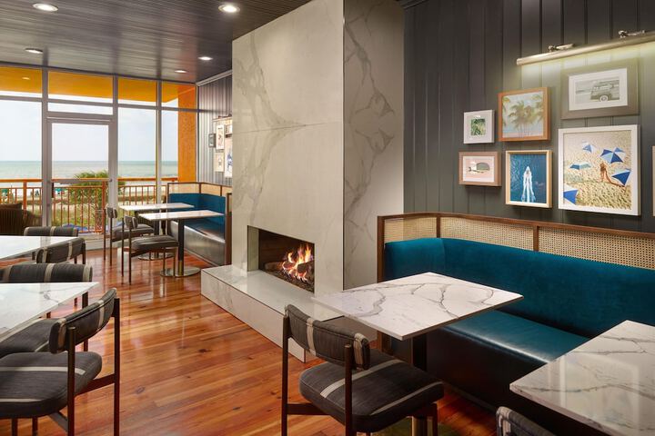 Hampton Inn & Suites Myrtle Beach / Oceanfront