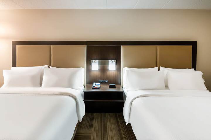 Room 21 of 57