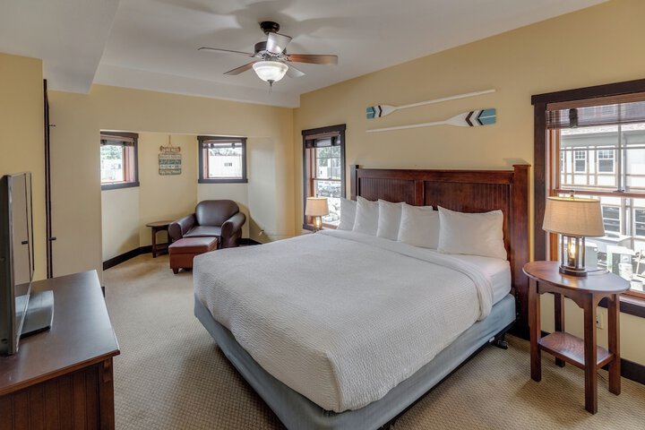 Room 57 of 250