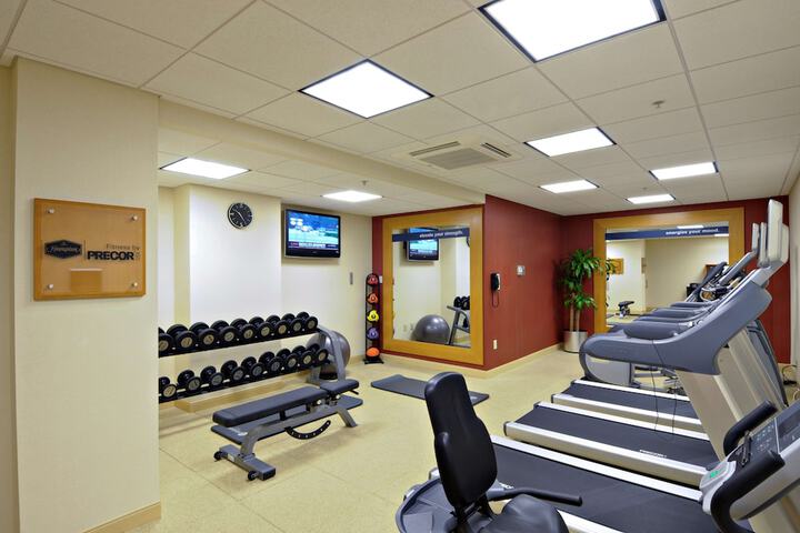 Hampton Inn & Suites Columbus-Downtown
