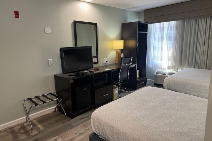 Wingate by Wyndham Bel Air I-95 Exit 77A / APG Area