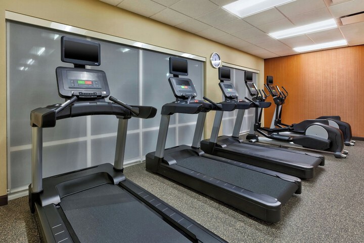 TownePlace Suites by Marriott Grand Rapids Airport Southeast