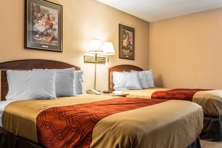 Room 18 of 24