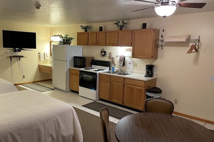 Whitetail Creek Resort
