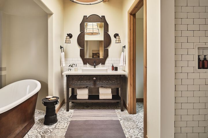 Bishops Lodge Auberge Collection