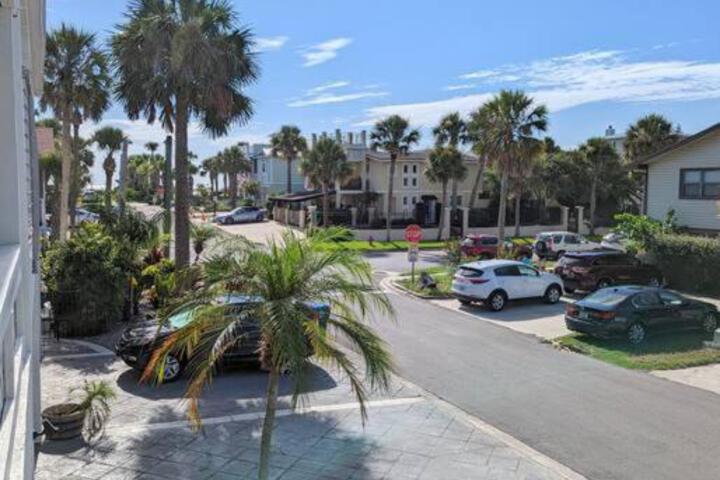 Be a Nomad - Lovely Neptune Beach 2bed Monthly