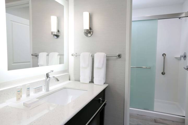 Homewood Suites by Hilton West Fargo Sanford Medical Center
