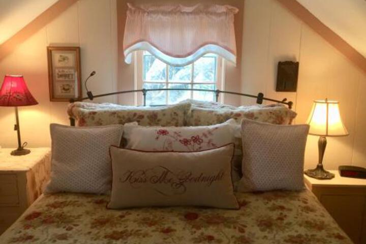 Mulberry Tree Inn