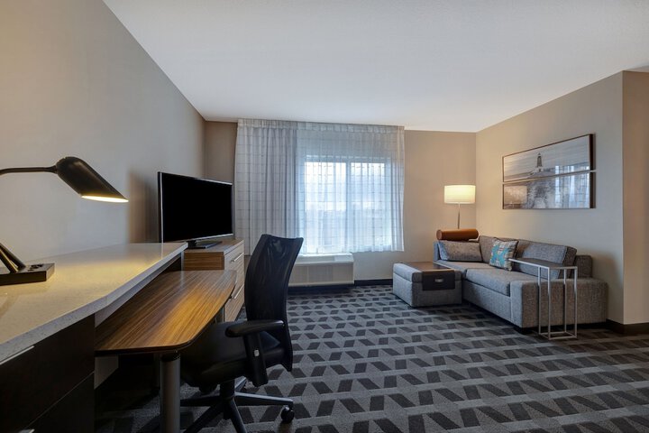Room 18 of 49