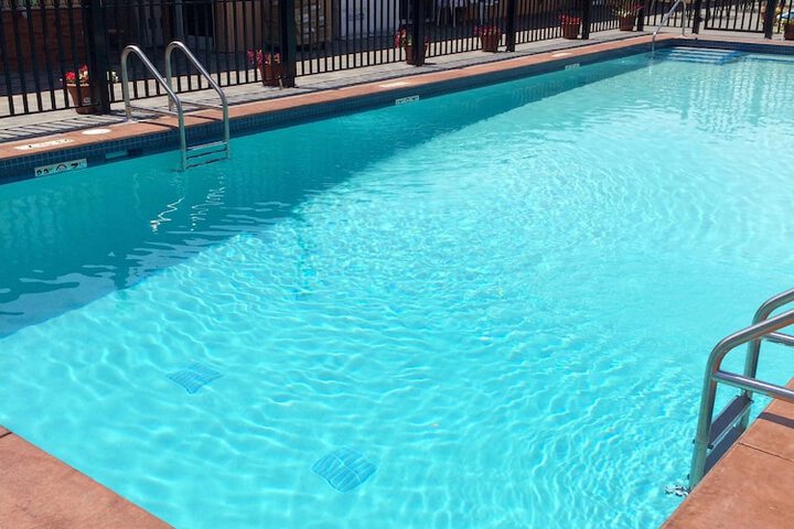 Pool 8 of 38