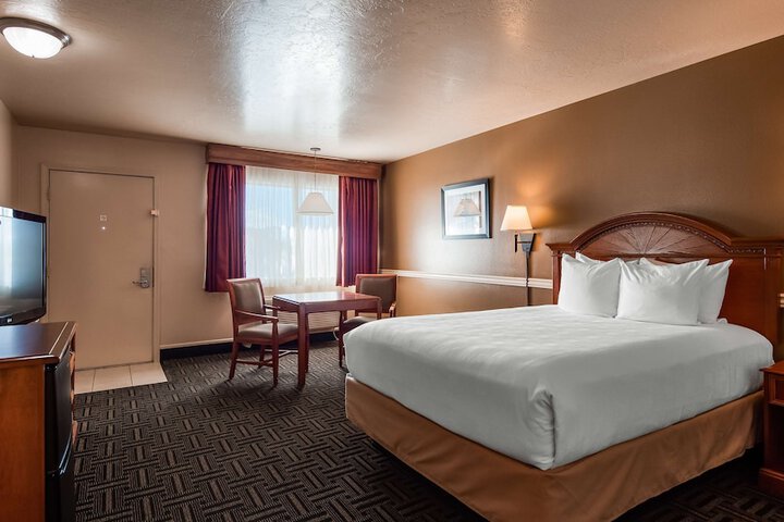 Room 17 of 25