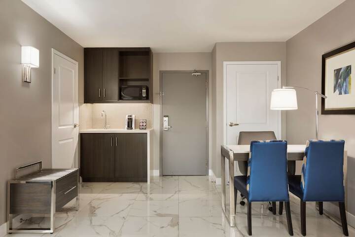 Room 34 of 57