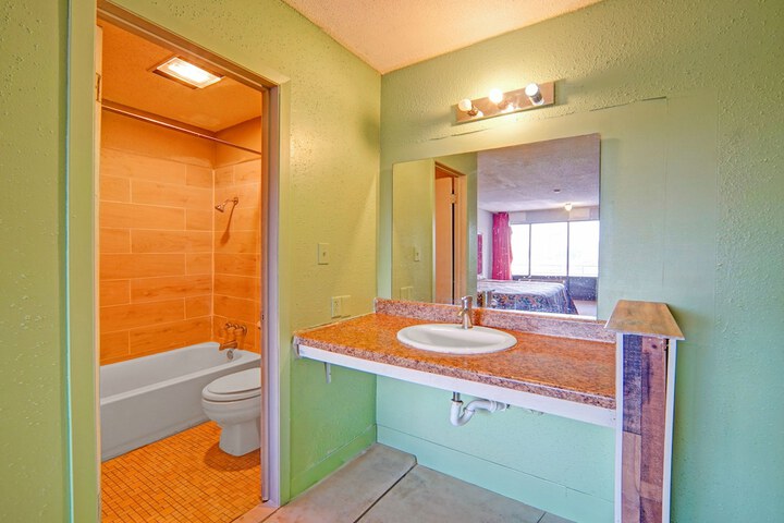 Sunset Inn Flatonia I 10 by Hotel O