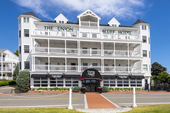 Union Bluff Hotel & Meeting House