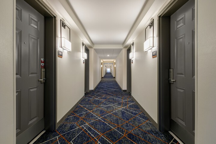 Ballroom/Hall 53 of 57