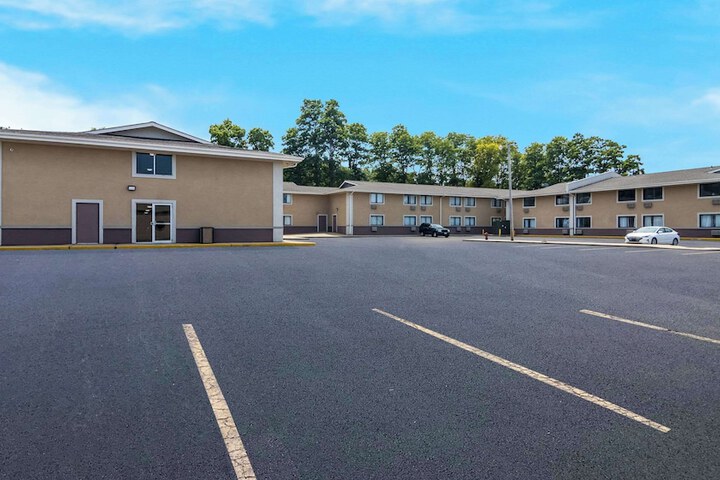 Suburban Studios Portage