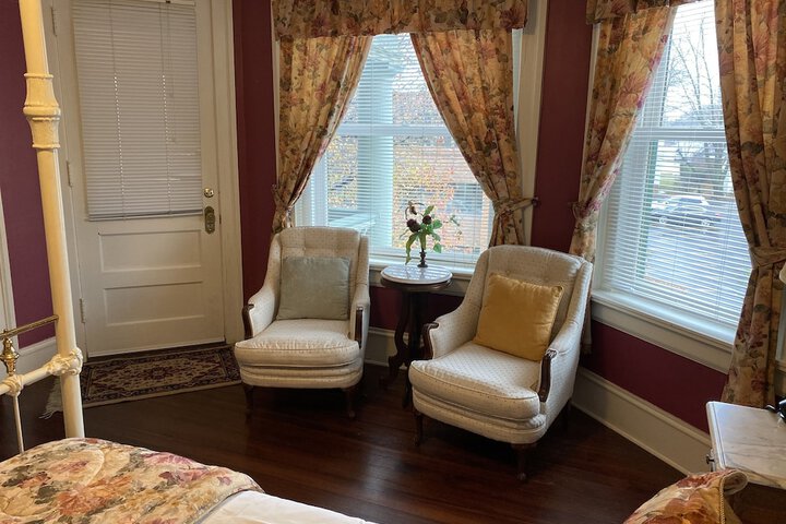 Room 43 of 92