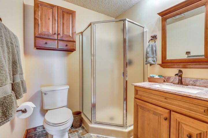 Ski-in / ski-out Granby Ranch Escape With Balcony!