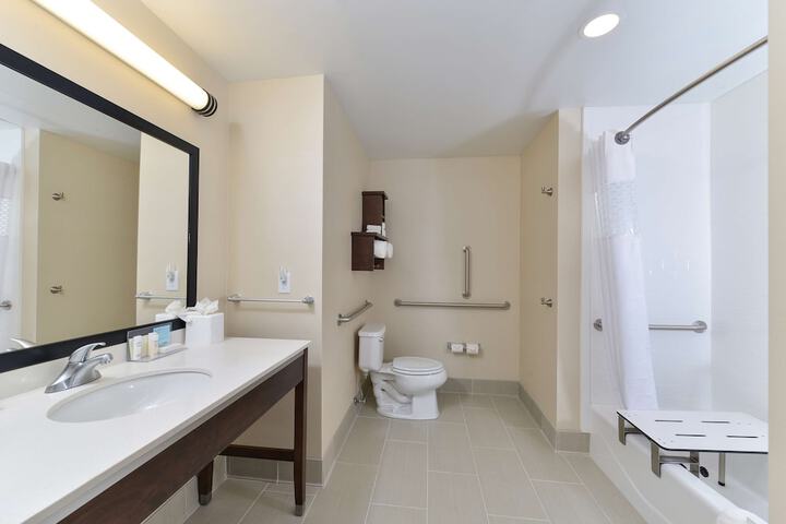 Room 21 of 52