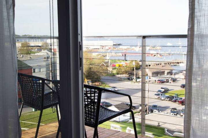 250 Main Hotel