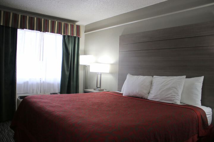 Room 15 of 40