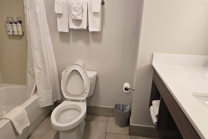 Holiday Inn Express Hotel & Suites Smithfield - Selma I -95 by IHG