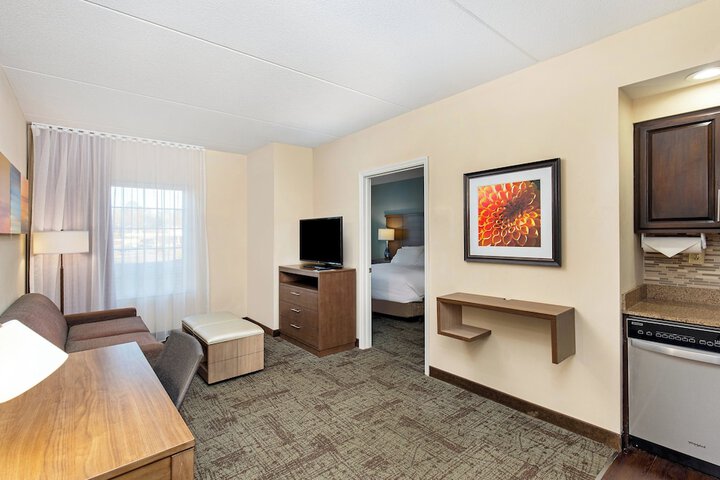 Staybridge Suites Oak Ridge by IHG