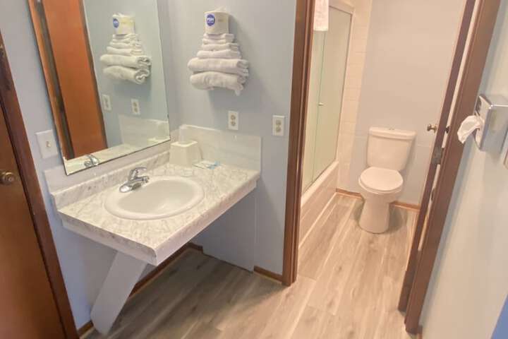 Room 15 of 23